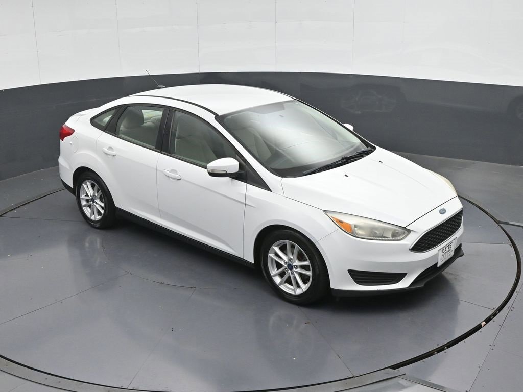 Used 2015 Ford Focus SE image 41
