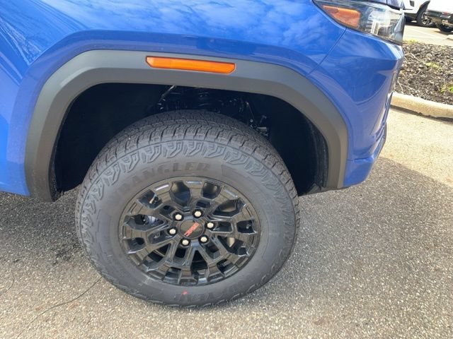 New 2026 GMC Canyon Elevation w/ Convenience Package AWD/4WD image 2