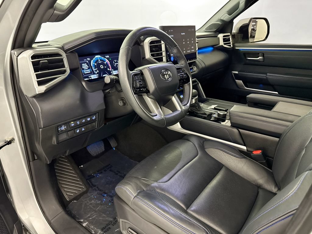 Used 2022 Toyota Tundra Platinum RWD image 9