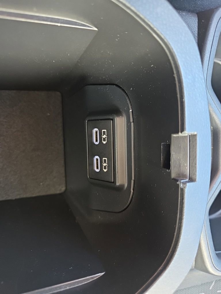 Used 2024 Toyota RAV4 XLE image 35