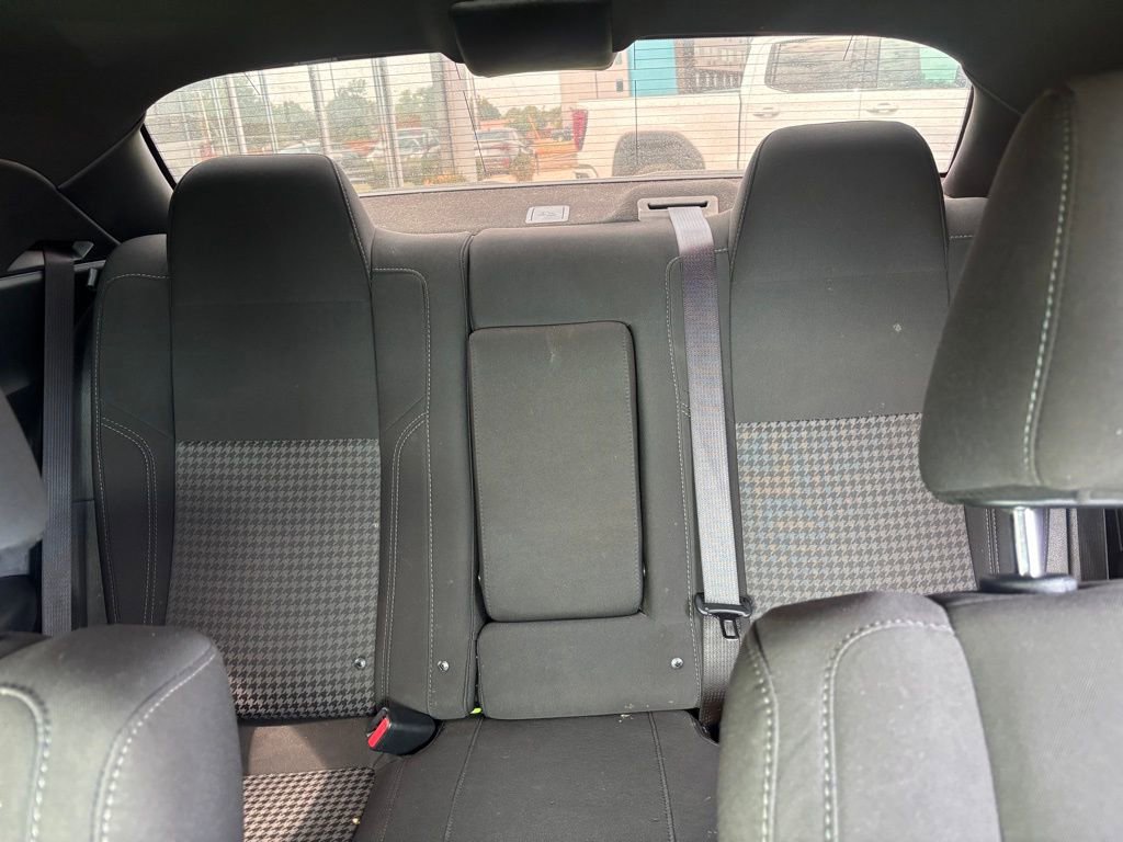 Used 2023 Dodge Challenger SXT image 33