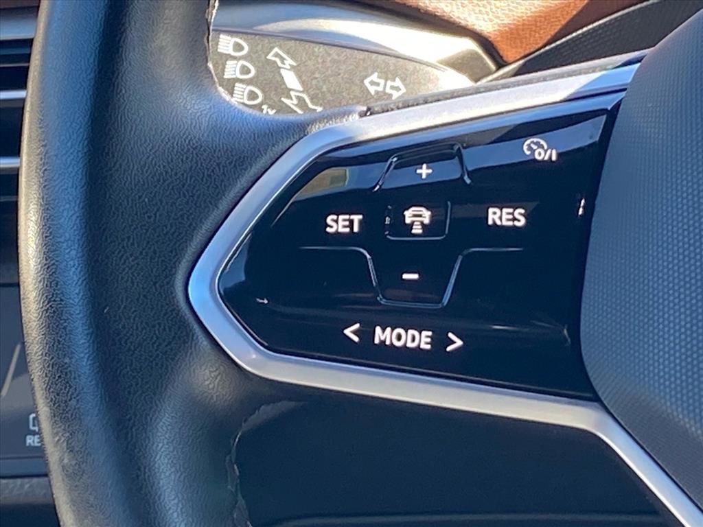 Certified 2023 Volkswagen ID.4 Pro image 7