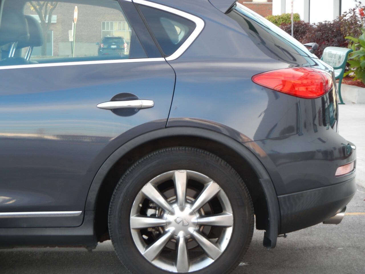 Used 2010 INFINITI EX35 Journey AWD/4WD image 12