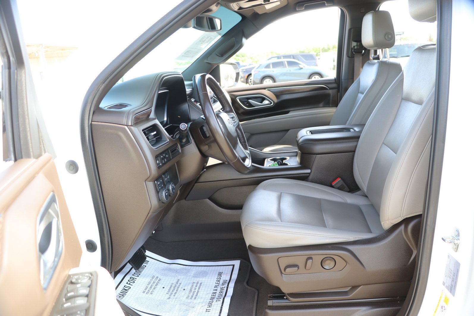 Used 2023 Chevrolet Suburban Z71 AWD/4WD image 13