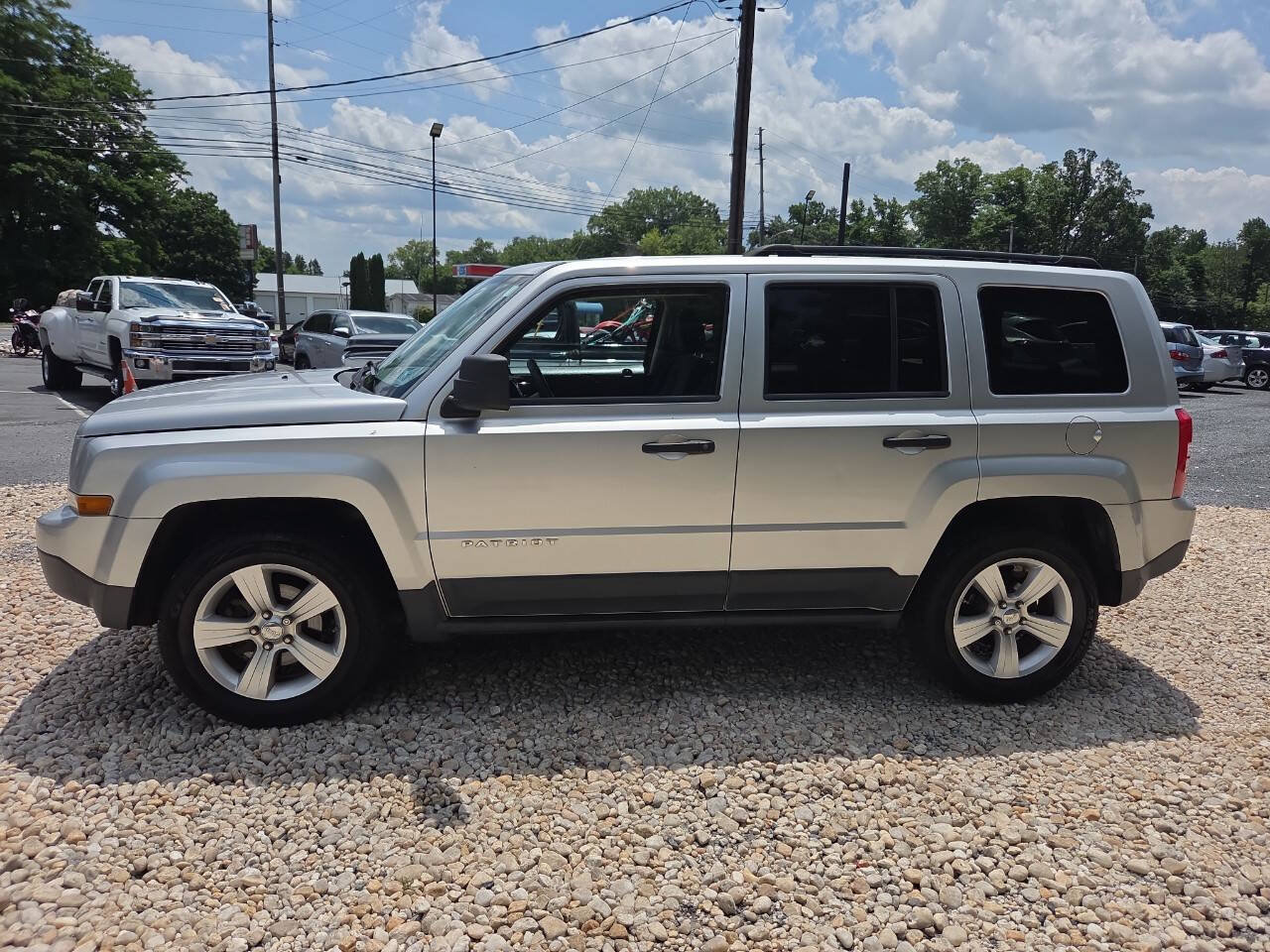 Used 2012 Jeep Patriot Sport w/ Tire & Wheel Group AWD/4WD image 3