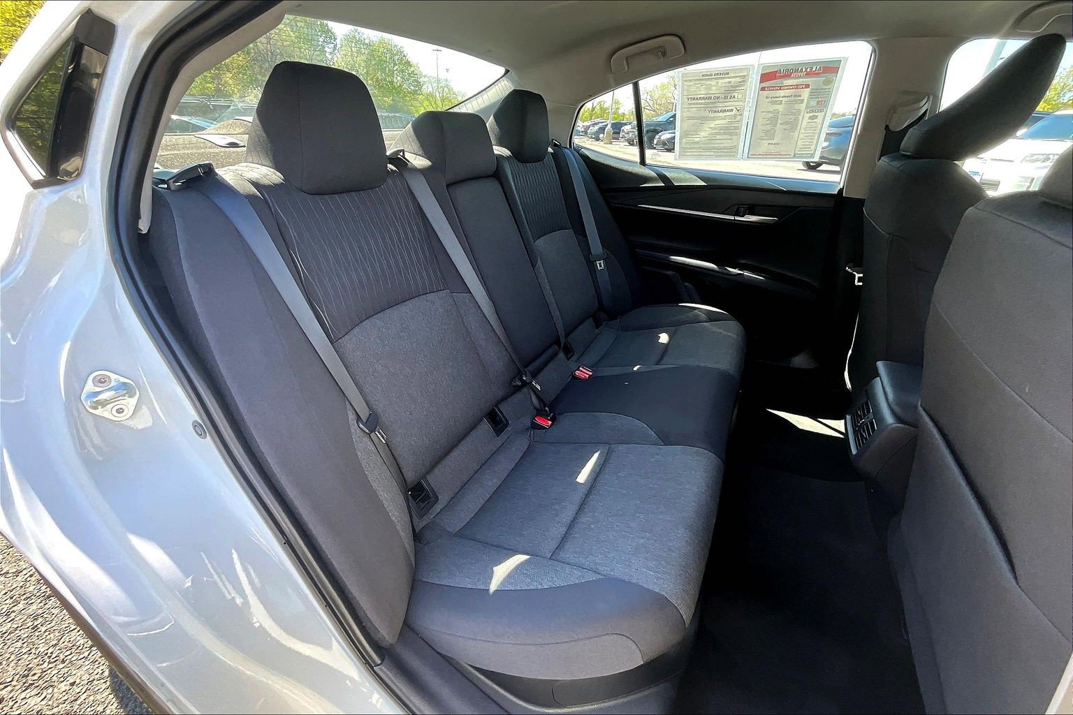 Used 2025 Toyota Camry LE FWD image 25