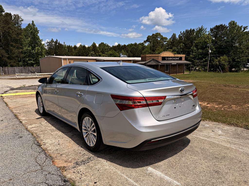 Used 2013 Toyota Avalon Limited FWD image 7