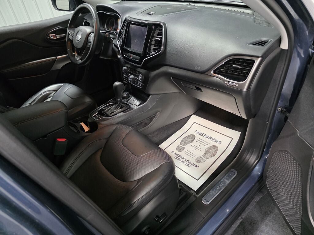 Used 2020 Jeep Cherokee Limited AWD/4WD image 7