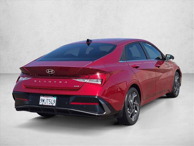 Used 2024 Hyundai Elantra Limited FWD image 5