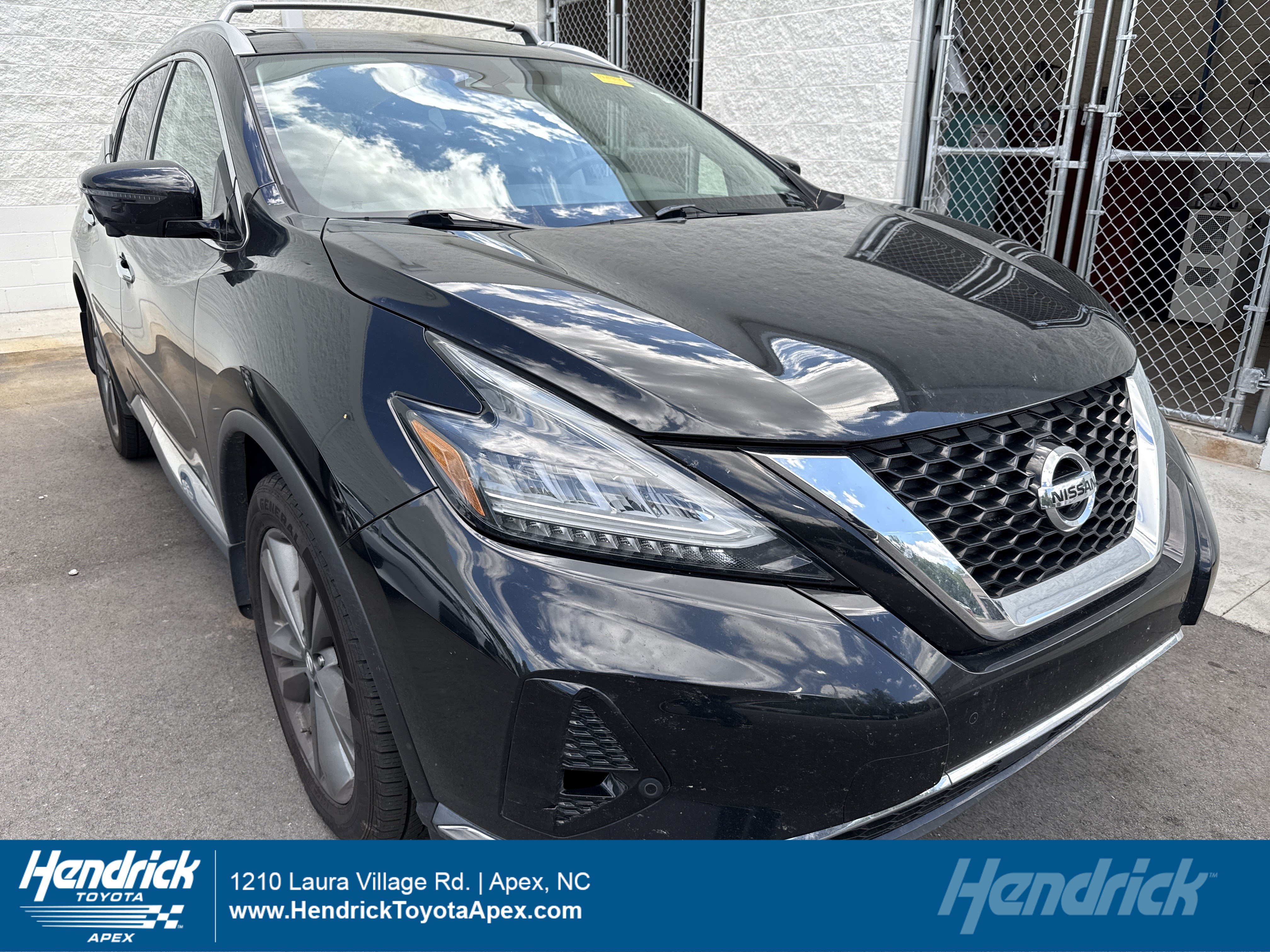 Used 2019 Nissan Murano Platinum AWD/4WD image 1