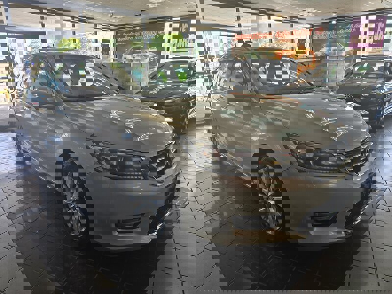 Used 2013 Honda Accord EX-L image 3