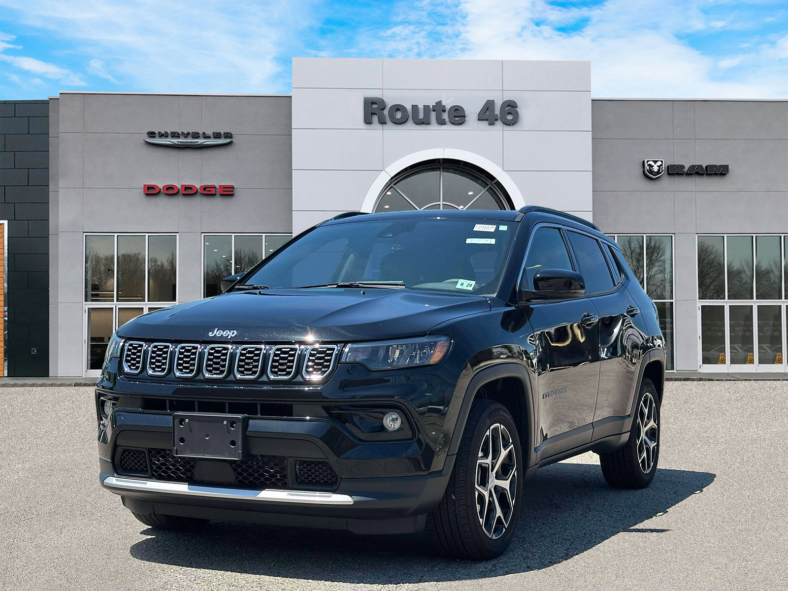 Used 2024 Jeep Compass Limited w/ Sun and Sound Group AWD/4WD image 2