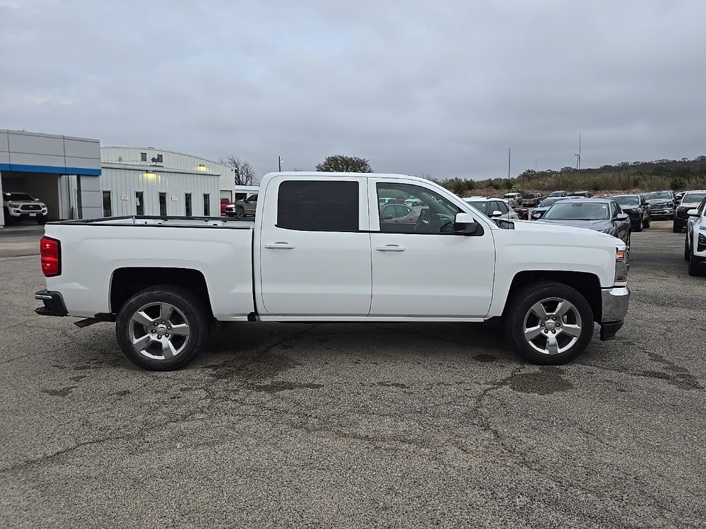 Used 2018 Chevrolet Silverado 1500 LT w/ Texas Edition image 5