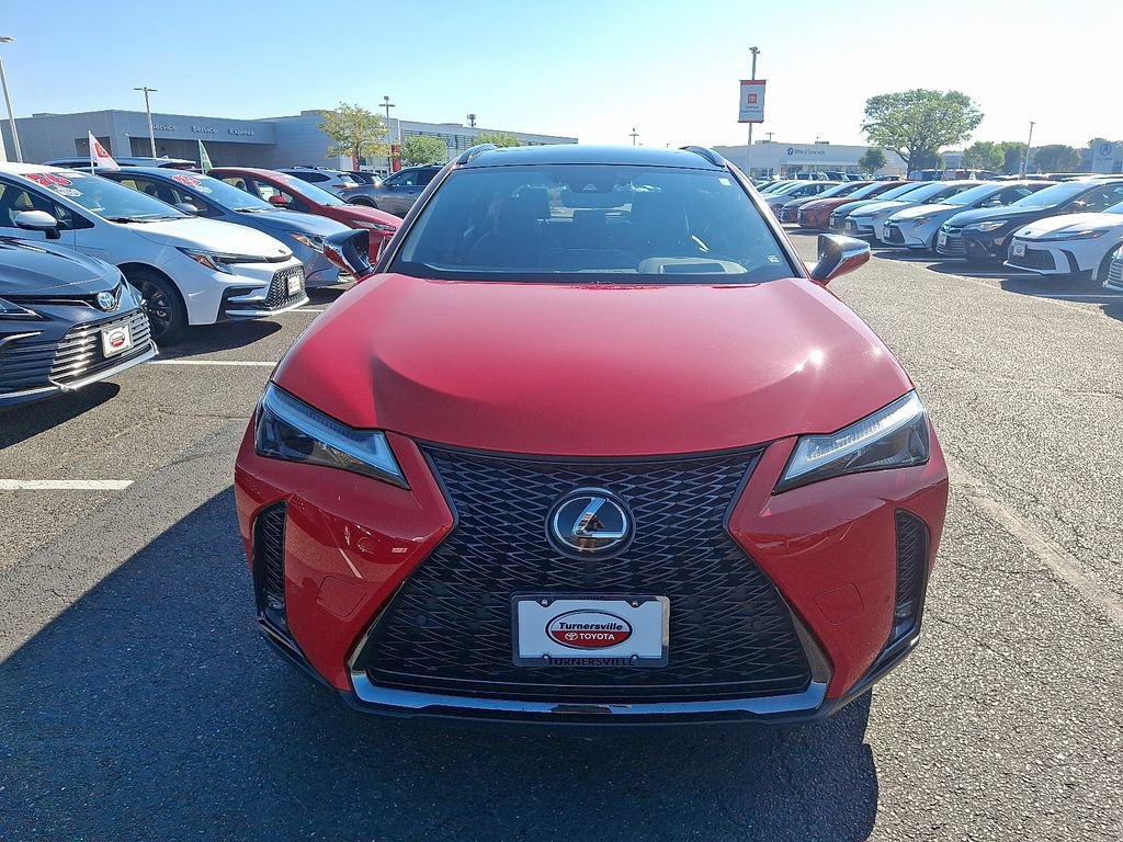 Used 2024 Lexus UX 250h F Sport AWD/4WD image 2
