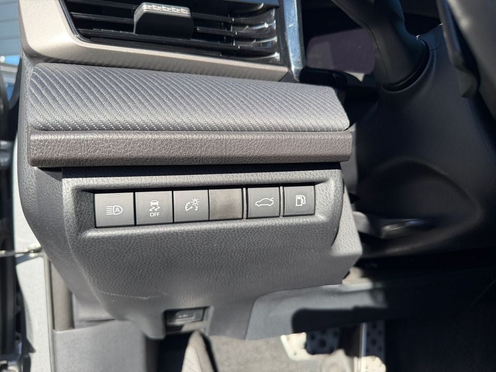 Used 2025 Toyota Camry SE w/ Multimedia Upgrade Package FWD image 19