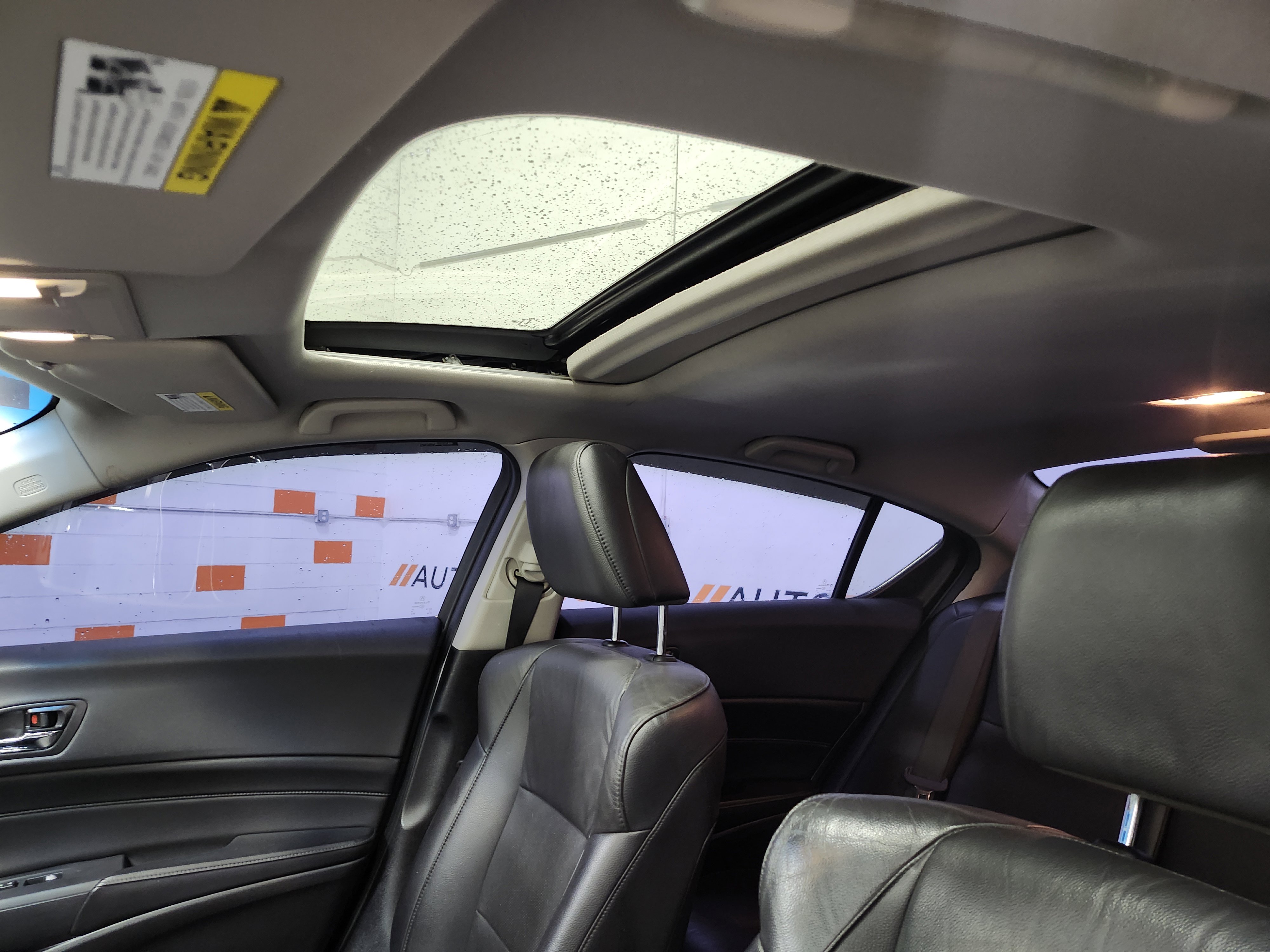 Used 2015 Acura ILX image 2