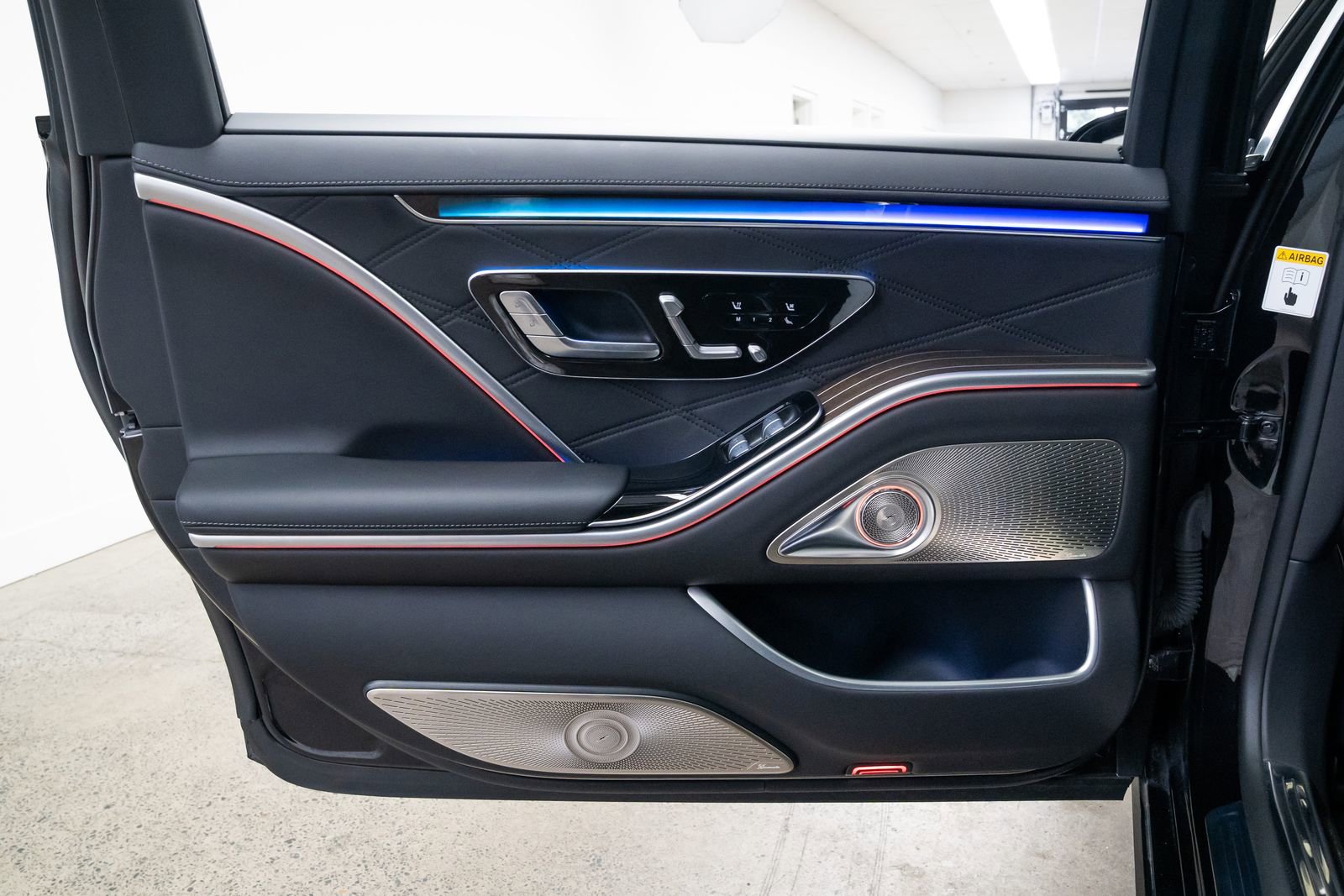 Used 2023 Mercedes-Benz Maybach S 680 4MATIC image 22