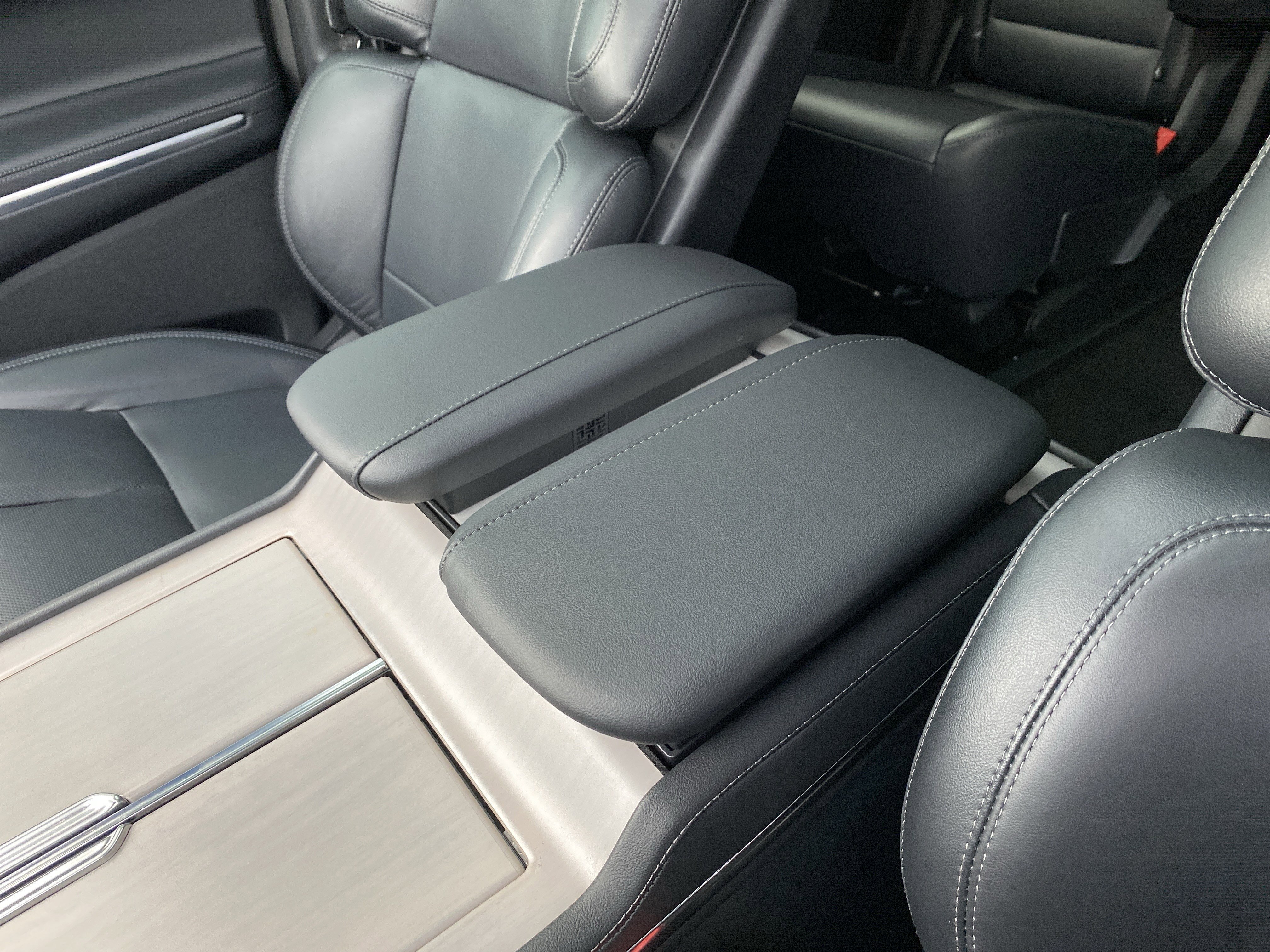 Used 2025 Lincoln Navigator Reserve w/ Jet Appearance Package image 35