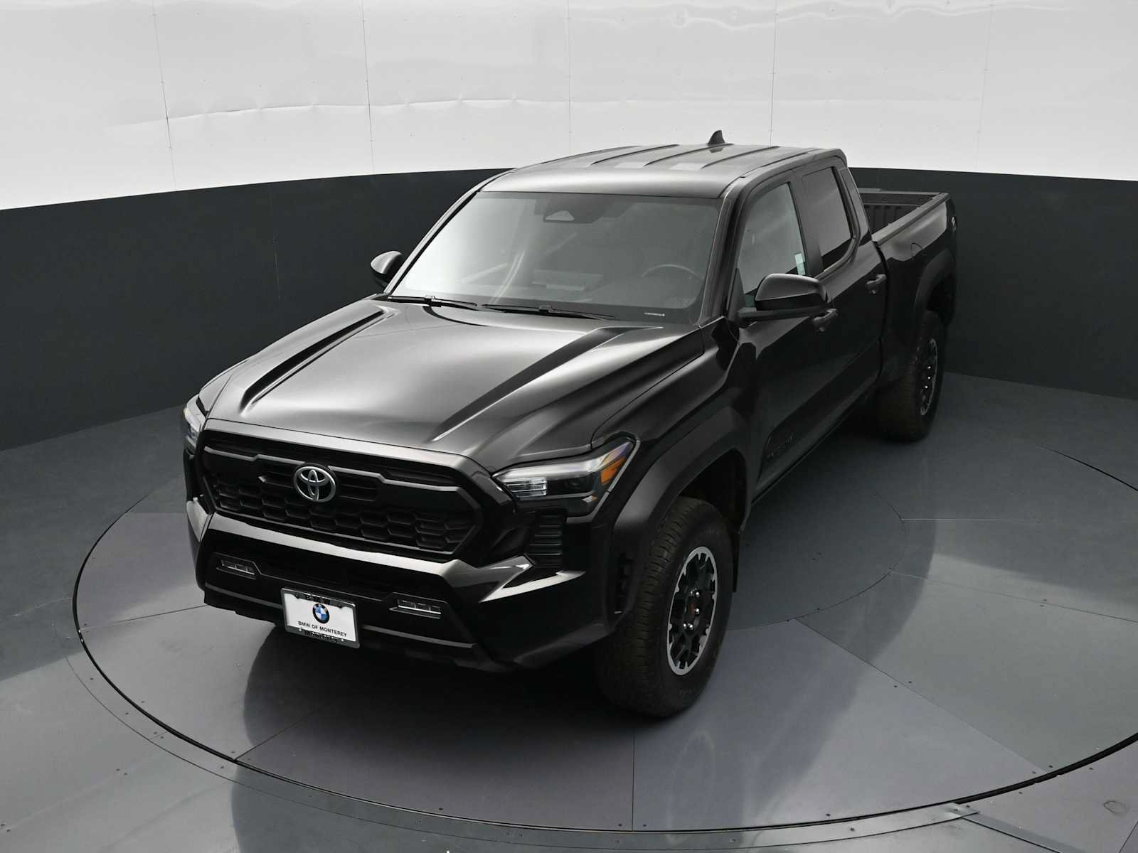 Used 2024 Toyota Tacoma TRD Off-Road AWD/4WD image 17