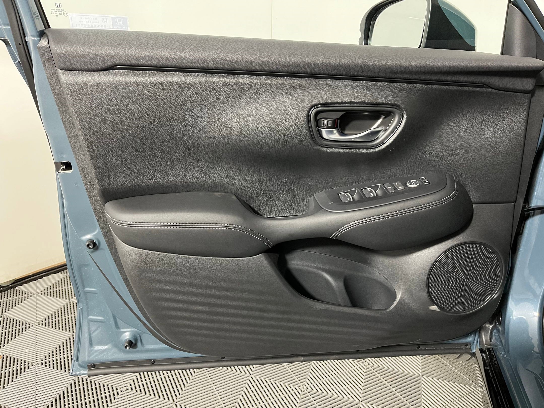New 2026 Honda HR-V EX-L image 19