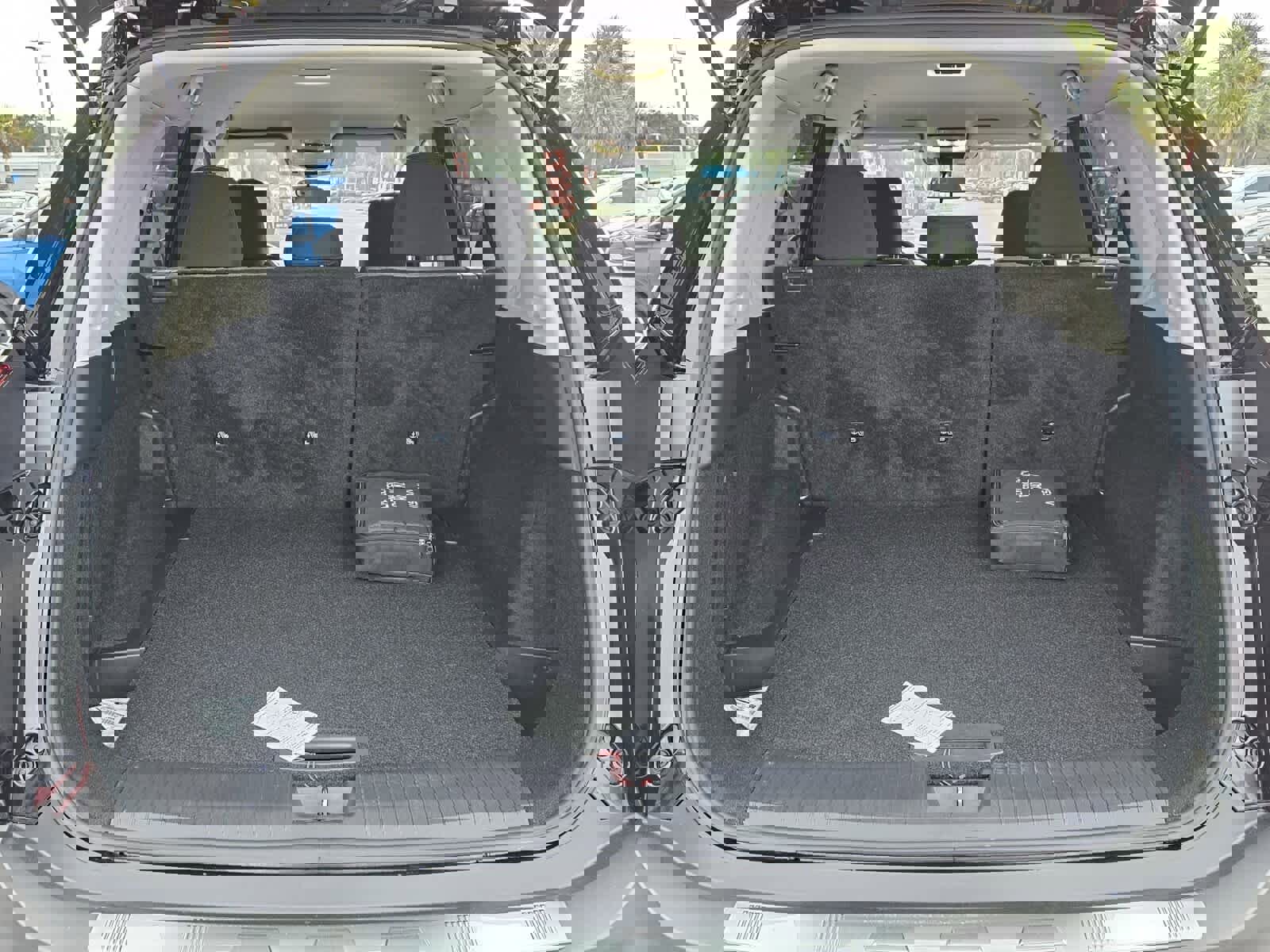 Used 2023 Nissan Rogue SV image 6