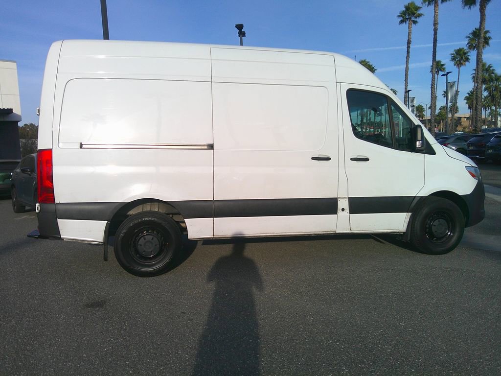 Used 2023 Mercedes-Benz Sprinter 2500 image 8