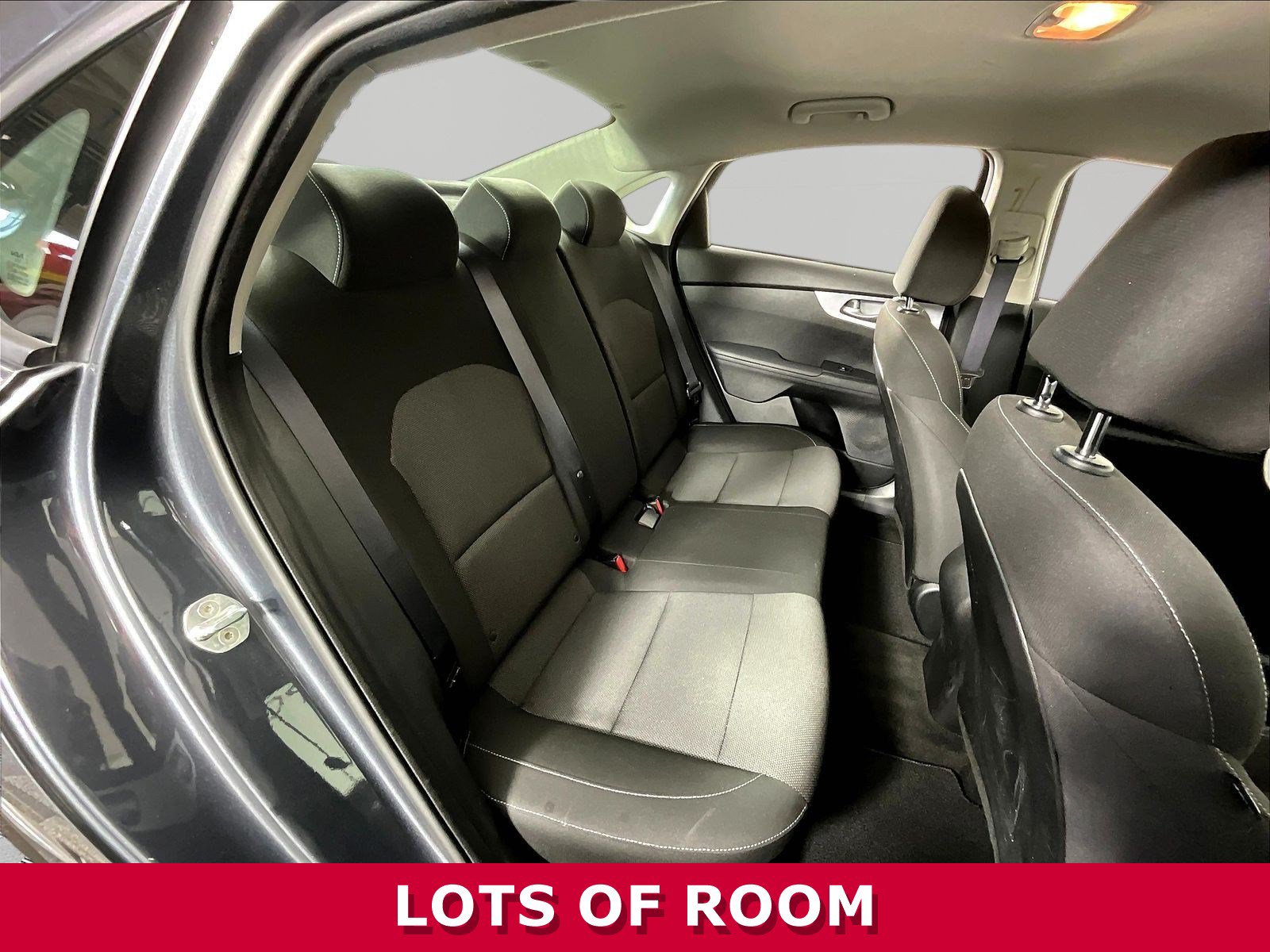Used 2022 Kia Forte LXS w/ LXS Technology Package FWD image 23