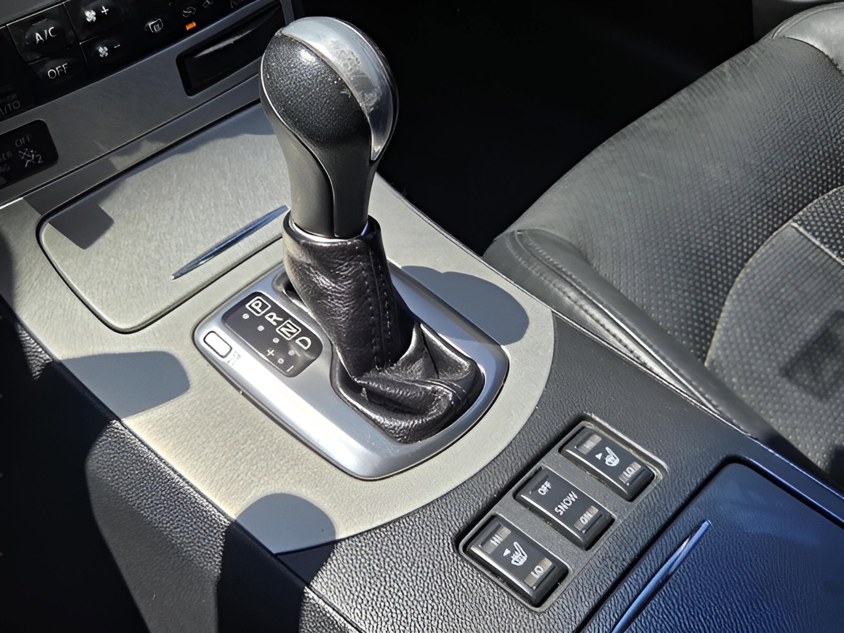 Used 2008 INFINITI G35 x Sedan w/ Premium Pkg image 16