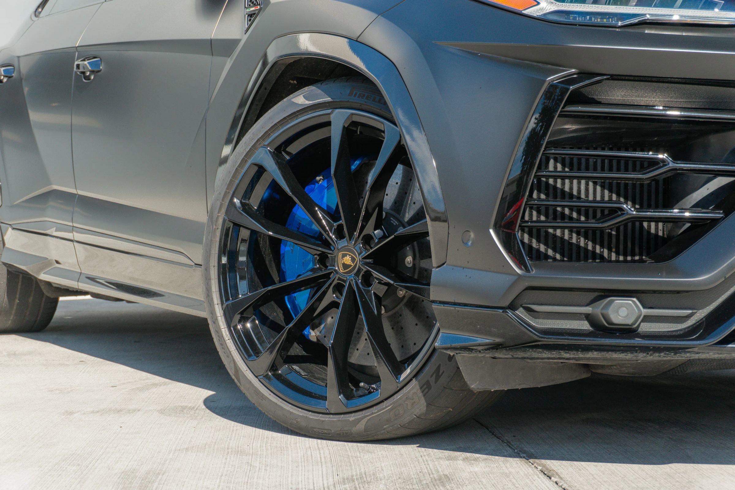 Used 2021 Lamborghini Urus image 34