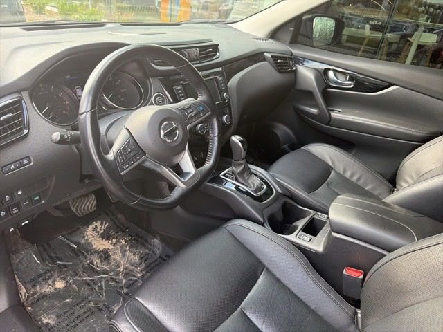 Used 2021 Nissan Rogue Sport SL w/ Premium Package AWD/4WD image 23