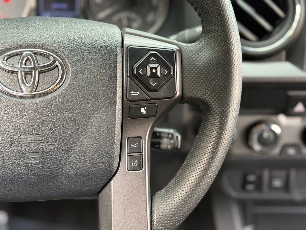 Used 2019 Toyota Tacoma TRD Off-Road image 43