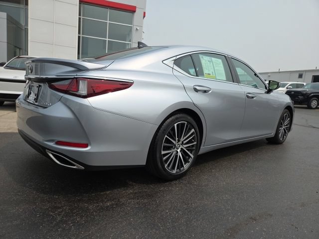 Used 2023 Lexus ES 350 w/ Premium Package FWD image 7