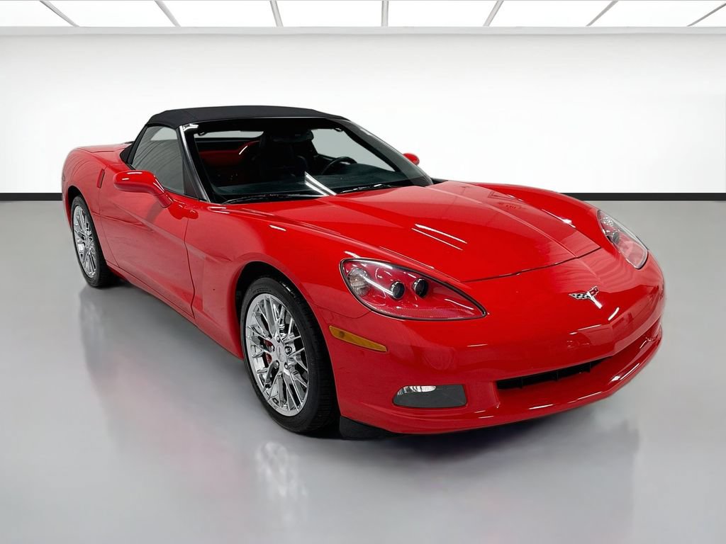 Used 2012 Chevrolet Corvette Convertible RWD image 3