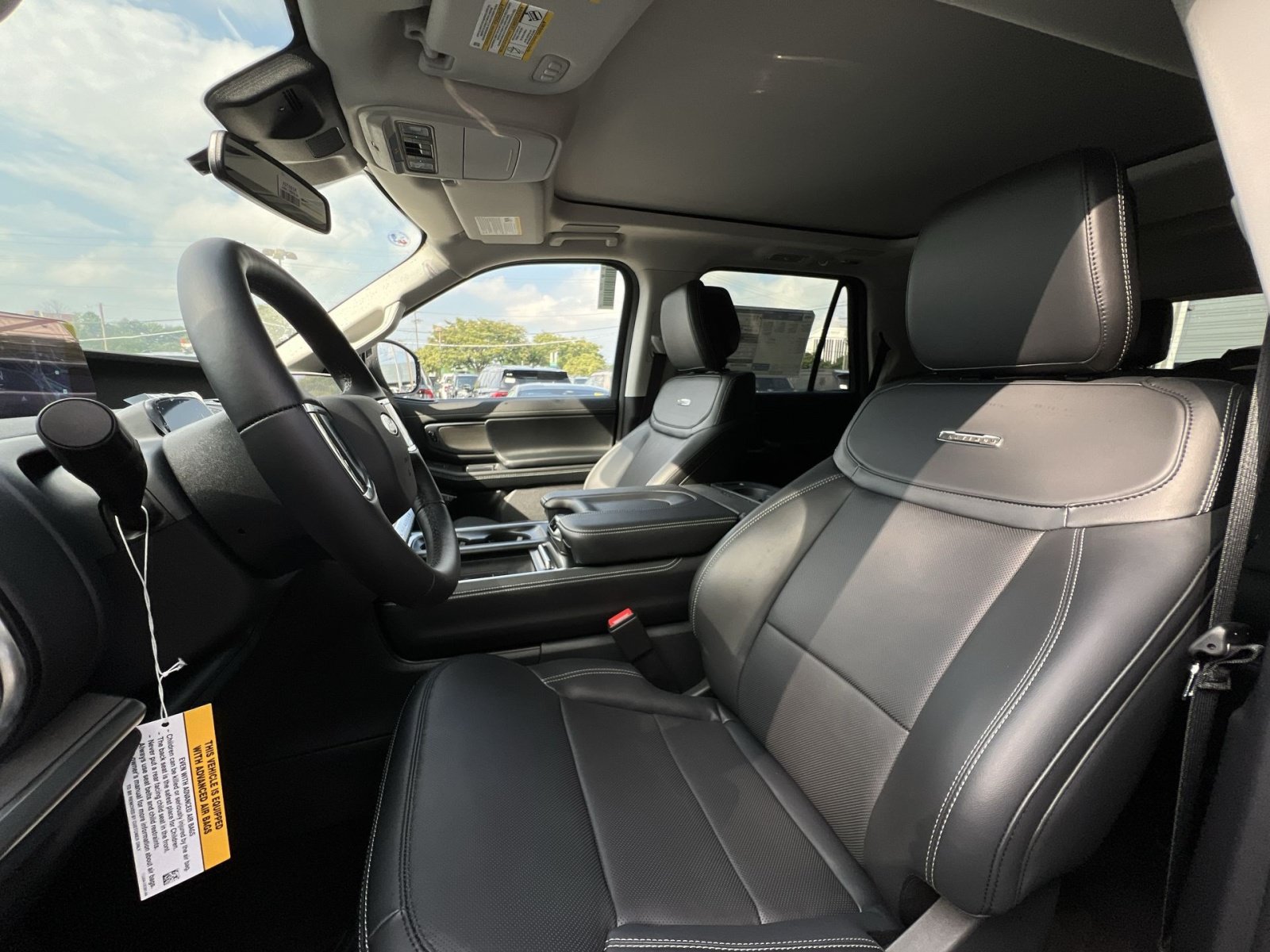 New 2027 Ford Expedition Platinum w/ Driver's Package AWD/4WD image 13