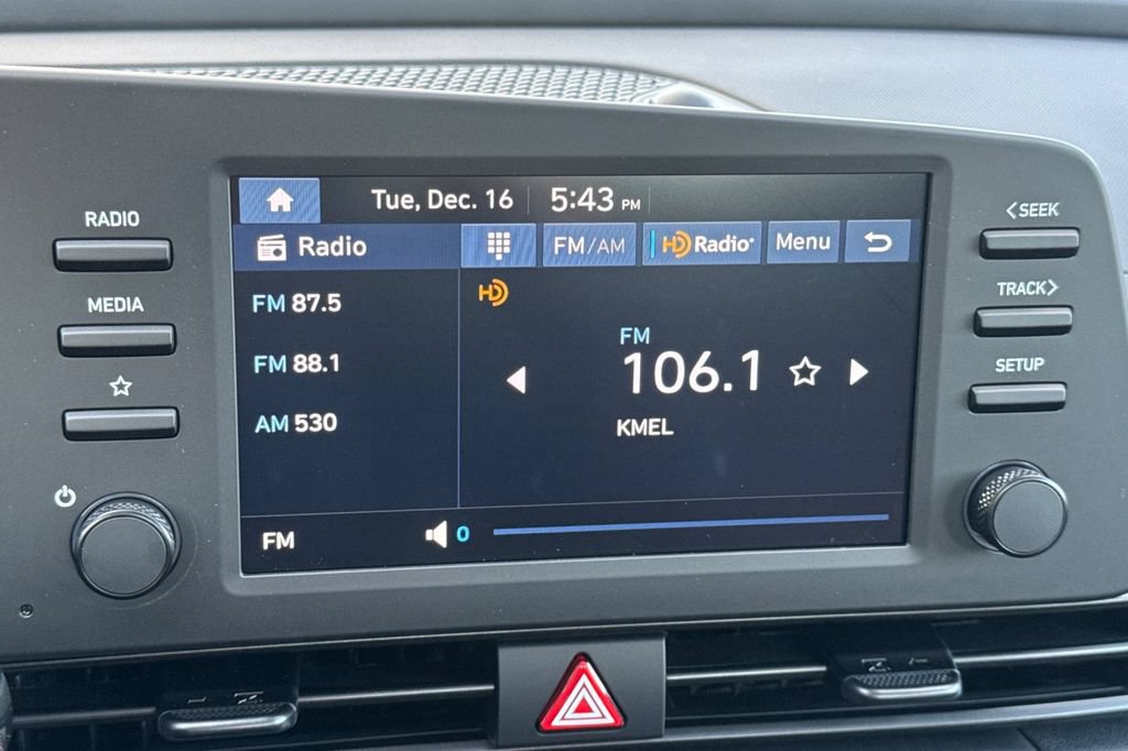 New 2026 Hyundai Elantra SEL Sport Premium FWD image 18