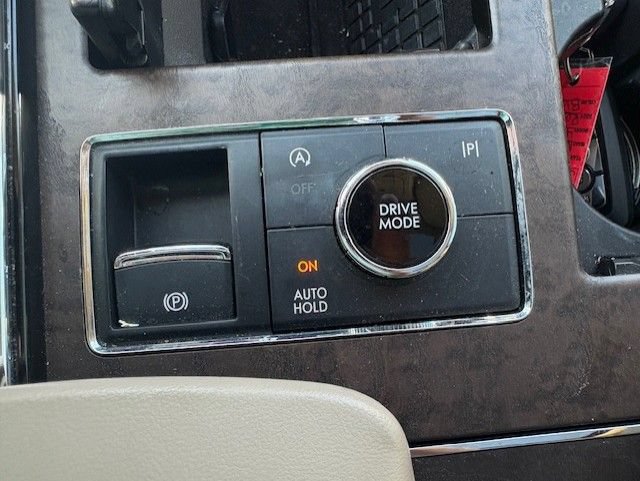 Used 2023 Lincoln Navigator L Reserve AWD/4WD image 18