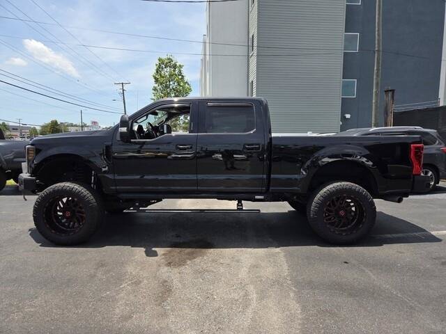 Used 2019 Ford F250 Lariat w/ Lariat Ultimate Package AWD/4WD image 4