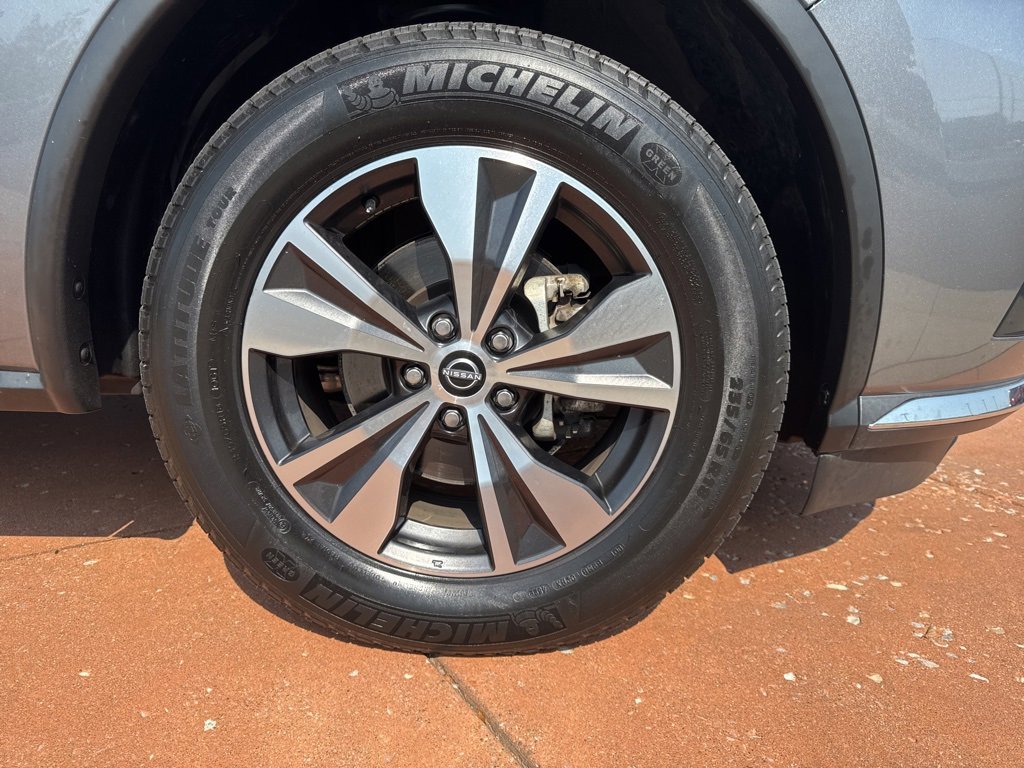 Used 2023 Nissan Murano SV image 16