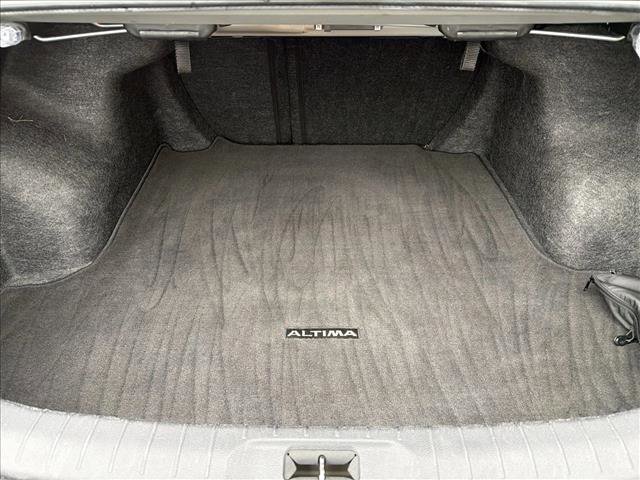 Used 2024 Nissan Altima 2.5 SV image 24