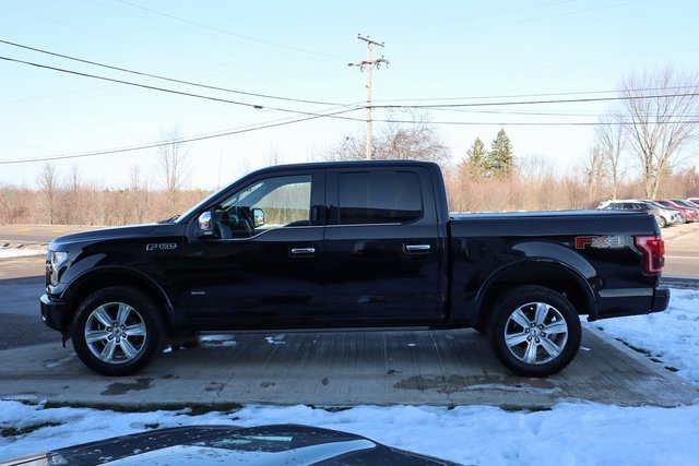 Used 2017 Ford F150 Platinum w/ Equipment Group 701A Luxury image 32