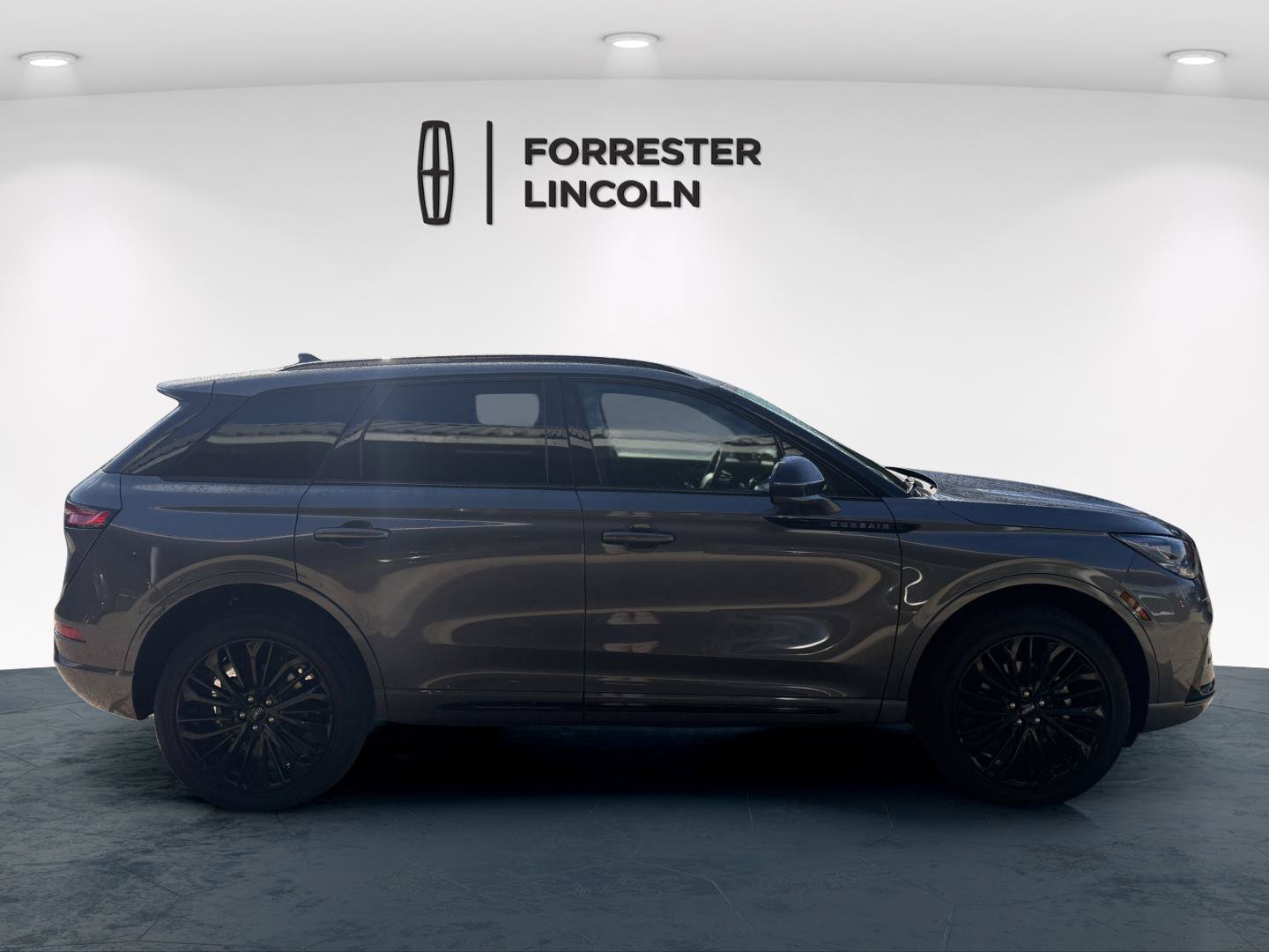 New 2026 Lincoln Corsair Premiere AWD/4WD image 2