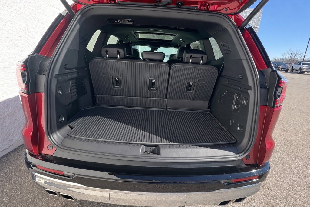 Used 2025 GMC Acadia Denali w/ Super Cruise Package image 17