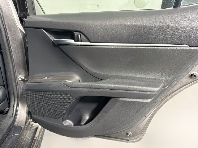 Used 2023 Toyota Camry SE w/ Convenience Package FWD image 27