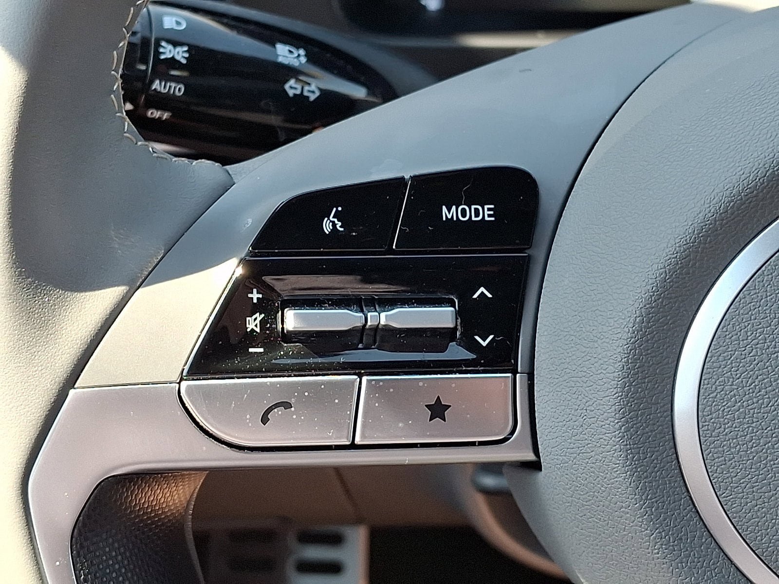 Certified 2025 Hyundai Elantra Sport FWD image 20