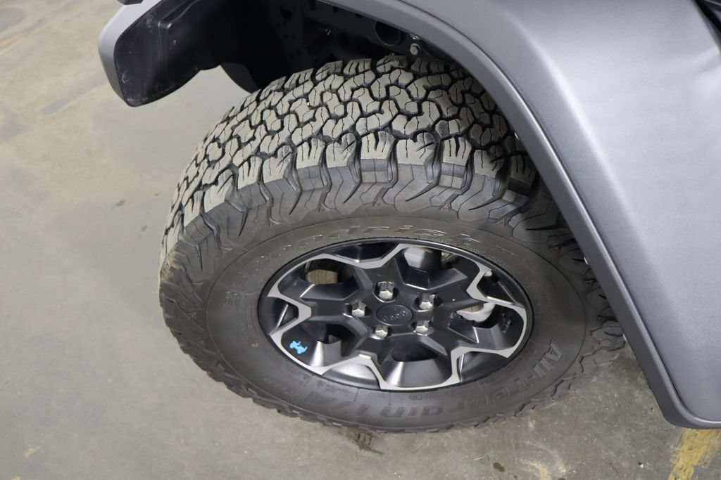Used 2023 Jeep Wrangler Unlimited Rubicon 4xe w/ Cold Weather Group AWD/4WD image 41