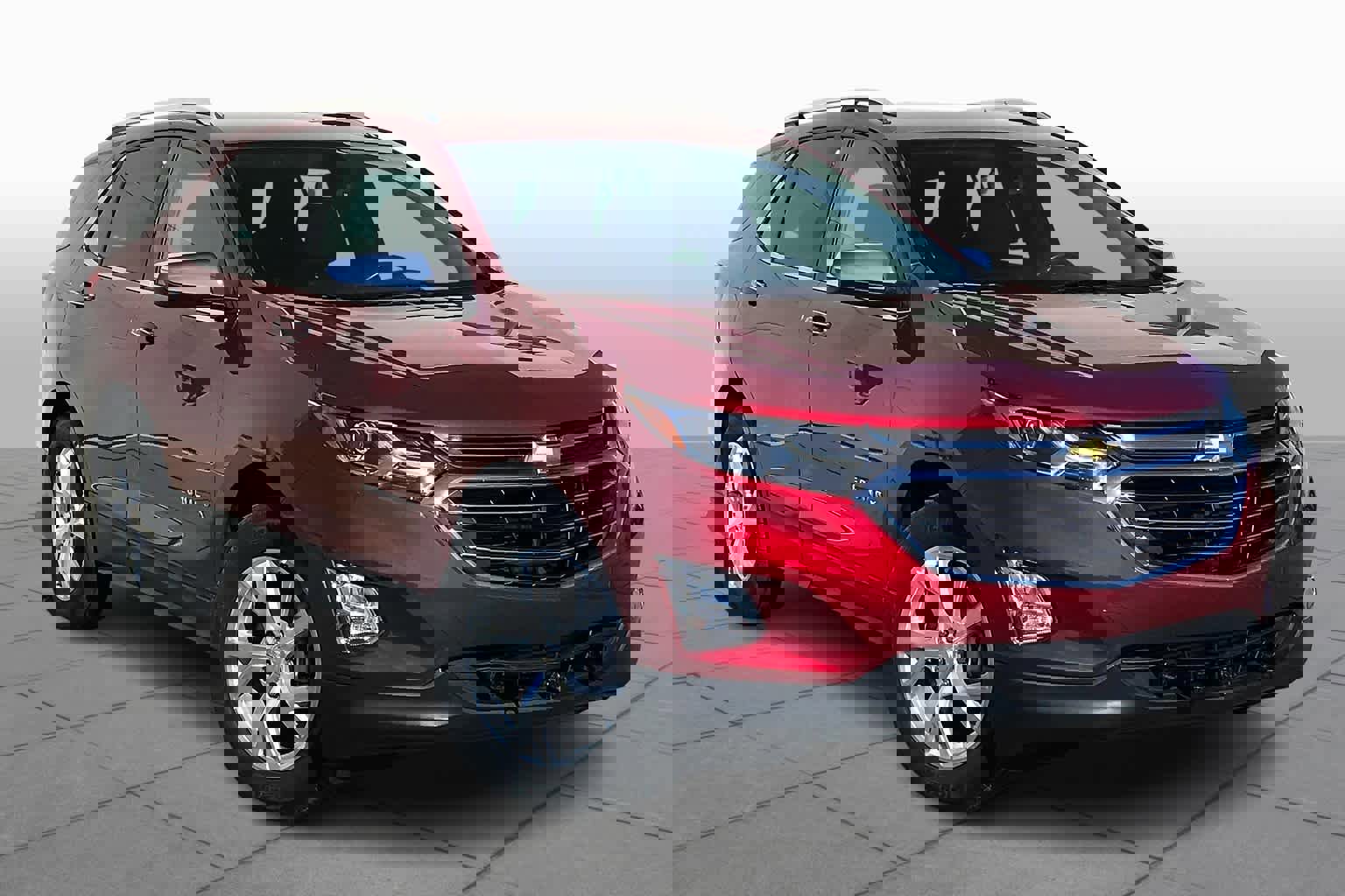 Used 2018 Chevrolet Equinox Premier image 2