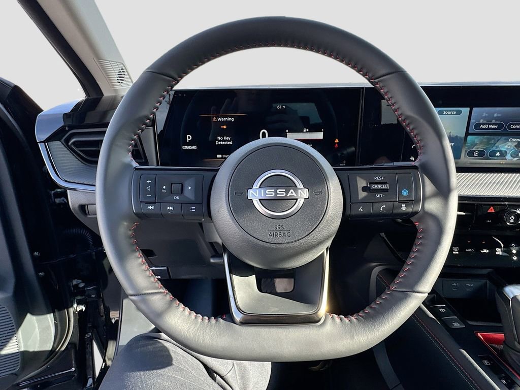 Used 2025 Nissan Kicks SR image 11