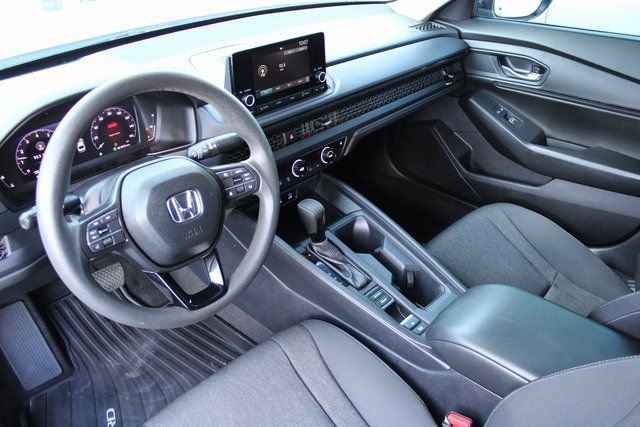 Used 2024 Honda Accord EX image 2