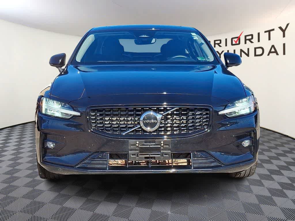 Used 2024 Volvo S60 B5 Core image 2