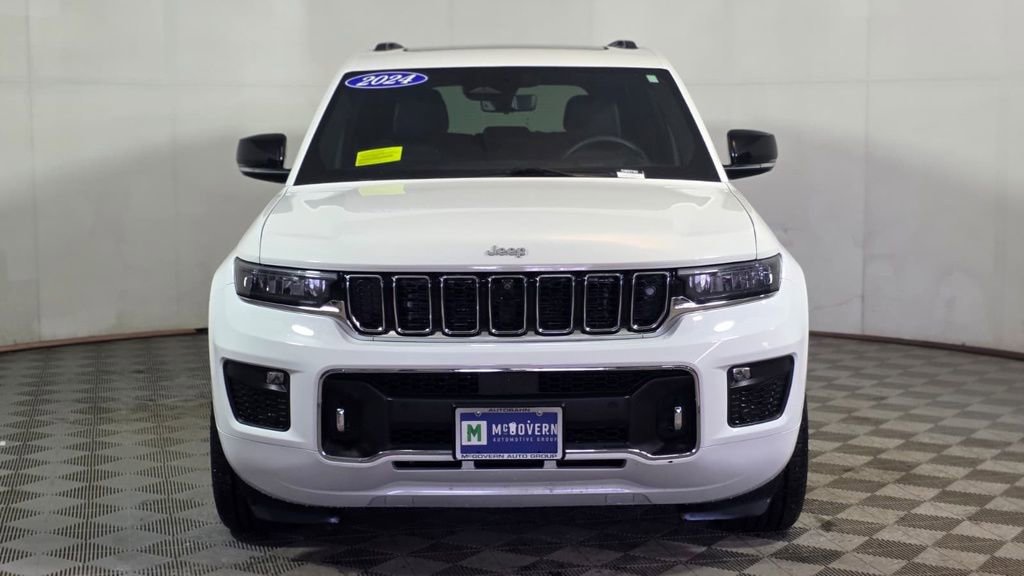 Used 2024 Jeep Grand Cherokee Overland w/ Adv Protech Group III AWD/4WD image 10